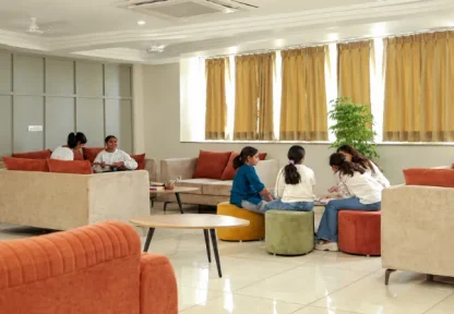 What Does a Typical Day Look Like in Boarding School Life?